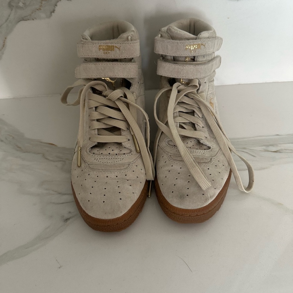 Puma Cream High-Top Sneakers with Brown Soles